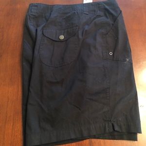 NWT CJ BANKS Black Shorts Sz 16W